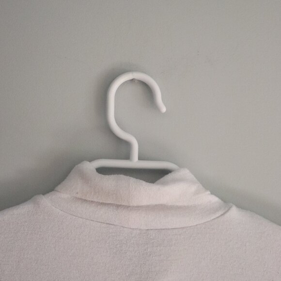 Aritzia Wilfred Free Womens White Sz M Turtleneck Long Sleeve Layering Pullover - Picture 6 of 11